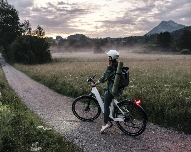 Позволяет покататься по городу и бездорожью. Бренд Advancedbikes выпустил велосипед Advanced Trekking Pro FS Wave / Авто и транспорт / iXBT Live