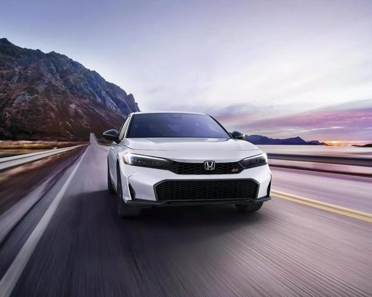 Honda официально представила Civic Si 2025 года с МКПП / Авто и транспорт / iXBT Live